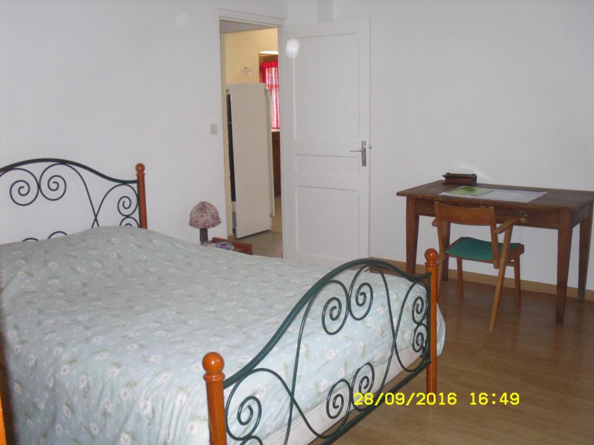 Maison - Chambre D'Hote Situee Au Coeur D Asfeld Exteriör bild